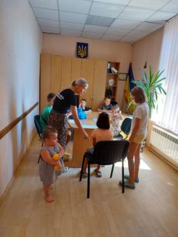 Нещодавно мобільна бригада фахівців від БО `Надія і житло для дітей` працювала у с. Ясногородка