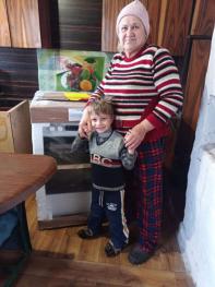 Допомогли родинам, в яких виховуються тимчасово влаштовані дітки