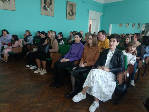 До Дня матері у Димерська дитяча музична школа відбувся тематичній захід «З любов’ю, ніжністю, теплом»
